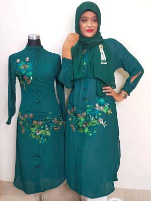 Georgette Kurti W001 M002